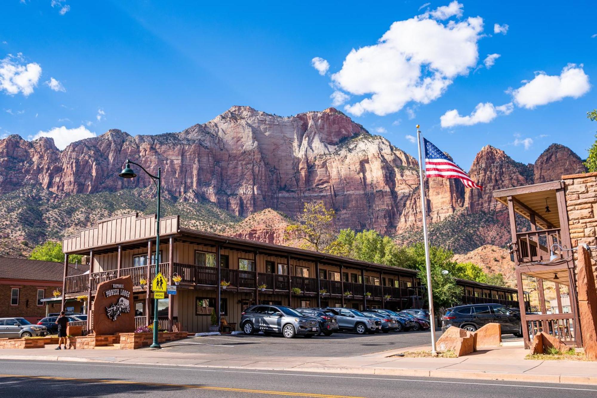 Pioneer Lodge Zion National Park-Springdale Exterior foto